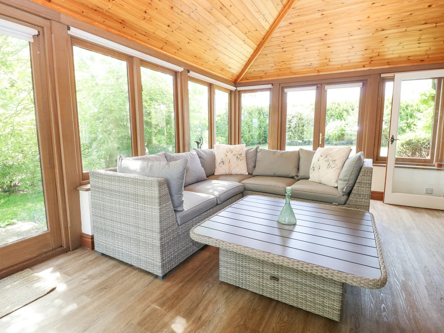 sc_1715616015_24558_65