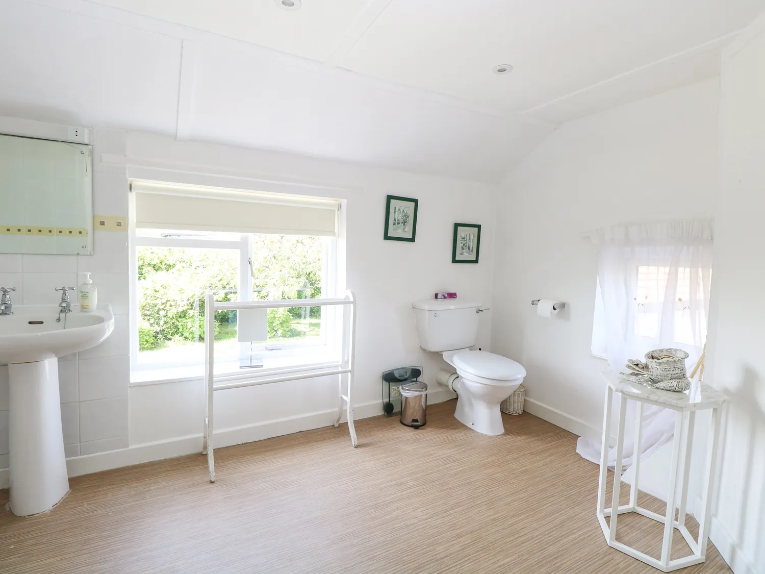 sc_1715616123_24558_87